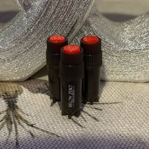 Below Zero Black Ice Snowflakes Miracle Tightening Powder Serum